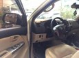 Toyota Hilux 2.5E 2014 - Bán Toyota Hilux 2.4E đời 2014, màu bạc, xe bán tải máy dầu, số sàn, giá còn thương lượng