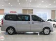 Hyundai Starex   2.4MT 2015 - Bán Hyundai Starex 2.4MT đời 2015, màu bạc, nhập khẩu nguyên chiếc