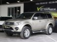 Mitsubishi Pajero Sport 2.5MT 2015 - Cần bán Mitsubishi Pajero Sport 2.5MT 2015, màu ghi vàng, giá 646tr