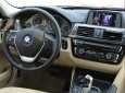 BMW 3 Series 2015 - Bán BMW 3 Series 320i Lci model 2016 màu đỏ candy năm 2015, xe nhập