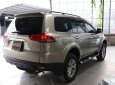 Mitsubishi Pajero Sport 2.5MT 2015 - Cần bán Mitsubishi Pajero Sport 2.5MT 2015, màu ghi vàng, giá 646tr