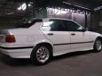 BMW 3 Series 320i 1997 - Cần bán BMW 3 Series 320i đời 1997, màu trắng, nhập khẩu, giá 150tr