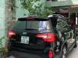 Kia Sorento 2.4AT GATH 2015 - Cần bán gấp Kia Sorento 2.4AT GATH sản xuất năm 2015, màu đen mới chạy 49.900km