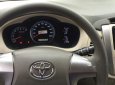Toyota Innova 2016 - Cần bán lại xe Toyota Innova năm sản xuất 2016, màu bạc