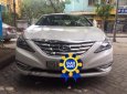 Hyundai Sonata Y20 2.0 AT 2010 - Bán Hyundai Sonata Y20 2.0 AT sản xuất năm 2010, màu trắng, xe nhập số tự động