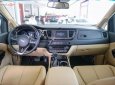 Kia Sedona Platinum D 2019 - Cần bán Kia Sedona Platinum D đời 2019, màu trắng