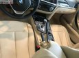 BMW 3 Series 320i  2017 - Cần bán BMW 320i năm sản xuất 2017, màu trắng, xe nhập