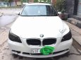 BMW 5 Series 530i 2006 - Bán BMW 5 Series 530i đời 2006, màu trắng, xe đẹp từ trong ra ngoài