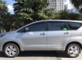 Toyota Innova 2.0V 2017 - Cần bán lại xe Toyota Innova 2.0V năm sản xuất 2017