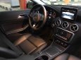 Mercedes-Benz A class A200 2017 - Cần bán gấp Mercedes A200 đời 2017 số tự động, xe màu đỏ đô