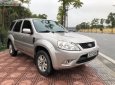 Ford Escape XLS 2.3L 4x2 AT 2010 - Cần bán xe Ford Escape XLS 2.3L 4x2 AT năm sản xuất 2010, màu hồng phấn