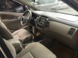 Toyota Innova    E   2015 - Bán xe Toyota Innova E sản xuất 2015, màu vàng, chính chủ, giá tốt