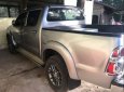 Toyota Hilux   2014 - Cần bán lại xe Toyota Hilux 2014, màu bạc, nhập khẩu