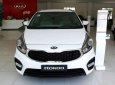 Kia Rondo 2019 - Bán xe Kia Rondo năm sản xuất 2019, màu trắng