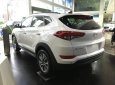 Hyundai Tucson   2018 - Cần bán Hyundai Tucson đời 2018, màu trắng