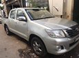 Toyota Hilux 2.5E 2012 - Cần bán xe Toyota Hilux 2.5E sản xuất 2012, màu bạc