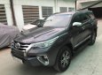 Toyota Fortuner 2.4 MT 2017 - Cần bán xe Toyota Fortuner 2.4 MT sản xuất 2017, màu xám (ghi), nhập khẩu nguyên chiếc