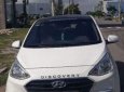 Hyundai Grand i10 2017 - Cần bán xe Hyundai Grand i10 năm sản xuất 2017, màu trắng đẹp như mới, 670 triệu