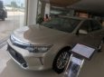 Toyota Camry   2.5Q 2019 - Cần bán xe Toyota Camry 2.5Q đời 2019, màu vàng