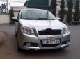 Chevrolet Aveo 2014 - Gia đình bán xe Chevrolet Aveo sản xuất năm 2014, màu bạc