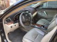 Toyota Camry 2.4 2007 - Bán Toyota Camry 2.4 năm 2007, màu đen xe gia đình