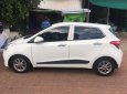 Hyundai Grand i10 2016 - Cần bán lại xe Hyundai Grand i10 đời 2016, màu trắng, nhập khẩu số tự động, giá chỉ 379 triệu