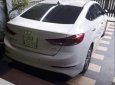 Hyundai Elantra   1.6AT  2018 - Bán xe Hyundai Elantra 1.6AT 2018, màu trắng, 640 triệu