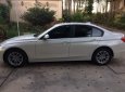 BMW 3 Series  320i  2012 - Cần bán lại xe BMW 320i sản xuất năm 2012, màu trắng, nhập khẩu nguyên chiếc