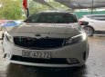 Kia Cerato 2.0 2016 - Bán ô tô Kia Cerato 2.0 sản xuất năm 2016, màu trắng chính chủ 