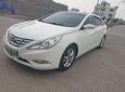 Hyundai Sonata   Y20   2010 - Cần bán lại xe Hyundai Sonata Y20 sản xuất 2010, màu trắng, xe nhập 