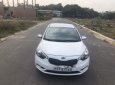 Kia K3 2016 - Cần bán lại xe Kia K3 sản xuất 2016, màu trắng số sàn, giá 485tr