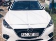 Mazda 3 2017 - Bán Mazda 3 năm sản xuất 2017, màu trắng, xe gia đình