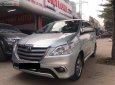 Toyota Innova 2.0E 2015 - Bán Toyota Innova 2.0E đời 2015, màu bạc