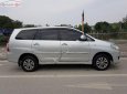 Toyota Innova 2.4 MT 2014 - Cần bán lại xe Toyota Innova 2.4 MT năm 2014, màu bạc  