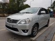 Toyota Innova 2.4 MT 2014 - Cần bán lại xe Toyota Innova 2.4 MT năm 2014, màu bạc  