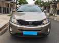 Kia Sorento 2017 - Gia đình cần bán kia Sorento 2017, số tự động, màu vàng cát