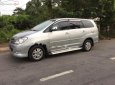 Toyota Innova G 2009 - Cần bán gấp xe Toyota Innova G màu bạc cuối 2009, số tay, máy xăng, đã đi 85000 km