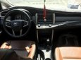 Toyota Innova G 2017 - Bán Toyota Innova G đời 2017, màu xám số tự động