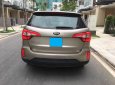 Kia Sorento 2017 - Gia đình cần bán kia Sorento 2017, số tự động, màu vàng cát