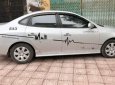 Hyundai Elantra 2009 - Cần bán xe Hyundai Elantra năm sản xuất 2009, màu trắng giá cạnh tranh