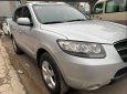 Hyundai Santa Fe 2009 - Cần bán gấp Hyundai Santa Fe năm sản xuất 2009, màu bạc chính chủ giá cạnh tranh