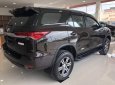 Toyota Fortuner  2.4 MT  2019 - Cần bán Toyota Fortuner 2.4 MT năm sản xuất 2019, nhập khẩu, giá tốt