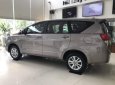 Toyota Innova 2019 - Cần bán xe Toyota Innova năm sản xuất 2019, màu xám, giá 746tr