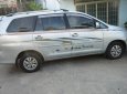 Toyota Innova J 2009 - Bán xe Toyota Innova J đời 2009, màu bạc, xe gia đình, giá tốt