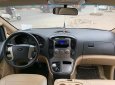 Hyundai Grand Starex 2.4 MT 2009 - Bán Hyundai Grand Starex 2.4 MT năm sản xuất 2009, màu bạc, nhập khẩu