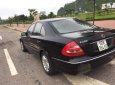 Mercedes-Benz E class 2004 - Cần bán xe Mercedes năm sản xuất 2004, màu đen, nhập khẩu nguyên chiếc, giá tốt