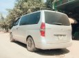 Hyundai Grand Starex   2010 - Bán Hyundai Grand Starex sản xuất năm 2010, màu bạc, giá tốt