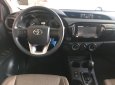 Toyota Hilux 2.4E AT 4x2 2019 - Toyota Hilux 2.4E AT 4x2 giao ngay, giá cực tốt 0906882329