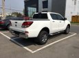 Mazda BT 50 2.2 MT 2018 - Mazda Gia Lai bán xe BT-50 2.2 MT, màu trắng, xe có sẵn giao ngay