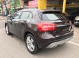 Mercedes-Benz GLA-Class 200 2016 - Bán Mercedes 200 sản xuất năm 2016, màu nâu, nhập khẩu